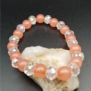 Attention grabber luscious southern peach bracelet. B507